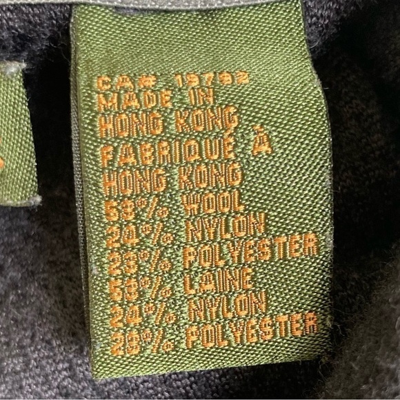 Timberland | Vintage Wool Blend Side Stripe 1/4 Zip Sweater - Picture 6 of 8